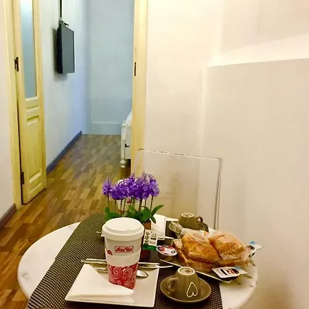 Delia Deluxe Apartment